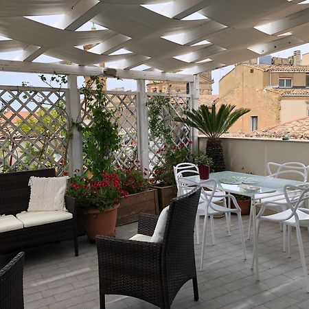 Ferienwohnung Attico Da Rosa Con Vista Spettacolare A 360 Gradi Caltagirone Exterior foto