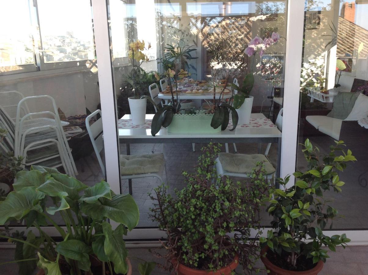 Ferienwohnung Attico Da Rosa Con Vista Spettacolare A 360 Gradi Caltagirone Exterior foto