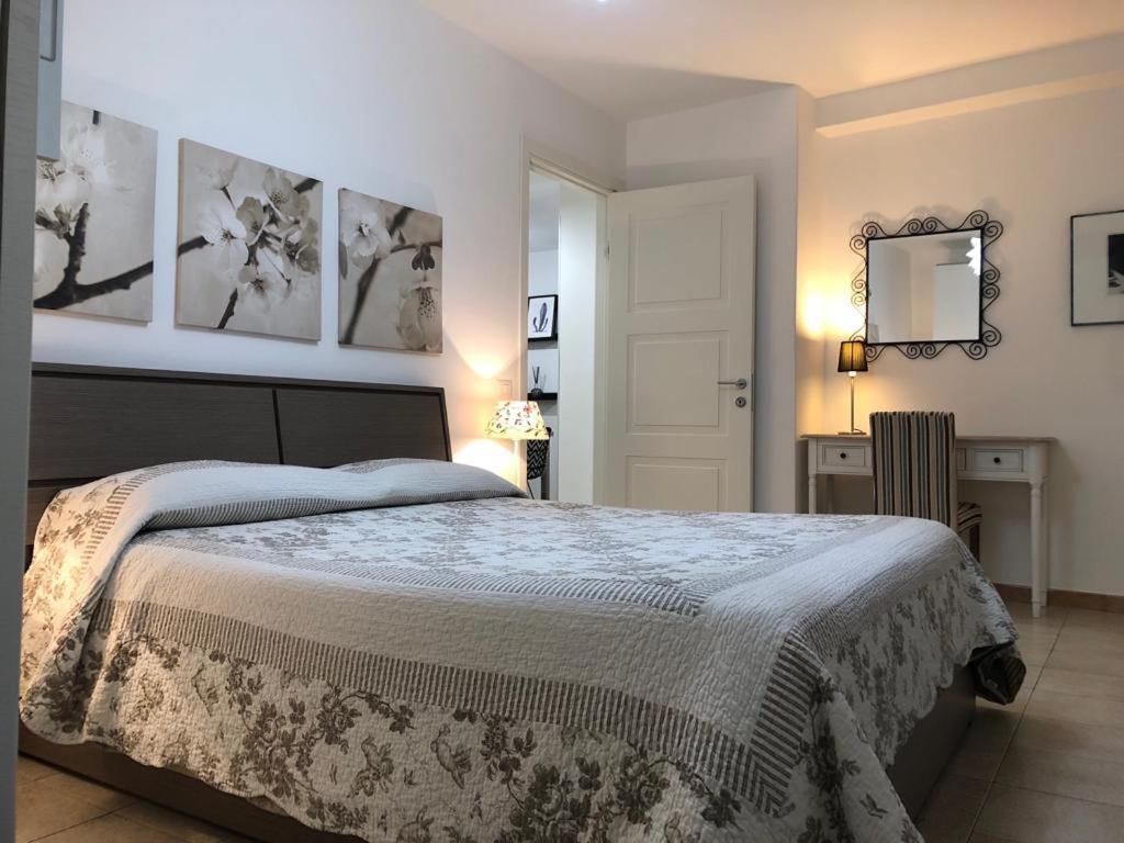 Ferienwohnung Attico Da Rosa Con Vista Spettacolare A 360 Gradi Caltagirone Exterior foto